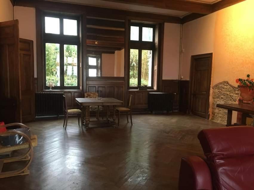 Chateau De Villeneuve - Montolieu Kültér fotó
