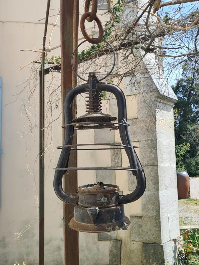 Chateau De Villeneuve - Montolieu Kültér fotó